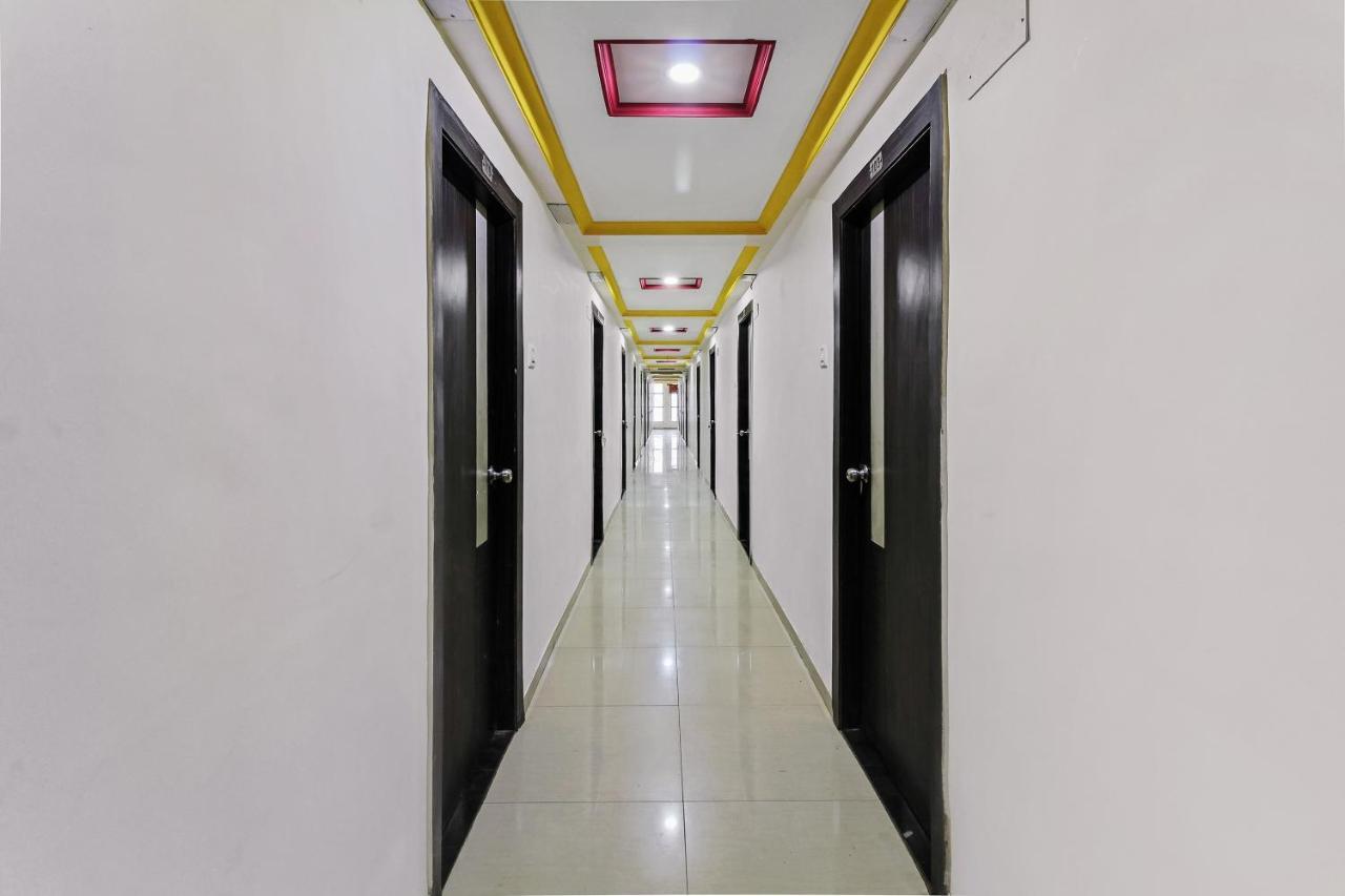 Hotel Oyo 48418 Sai Pritam Nashik Esterno foto